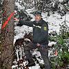 Preisgekrönt: Der Leiter ForstBW, Bezirk Südschwarzwald Thomas Emmerich (mit Hund Bruno) und seine Kollegen wurden für ihre Arbeit mit ...