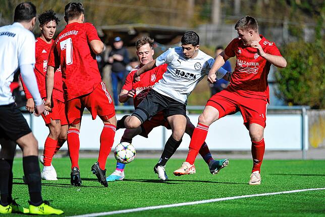 Bild 32: Der FC 08 Bad Säckingen siegt gegen FC Dachsberg mit 3:0 &ndash; und wir haben die Bilder!