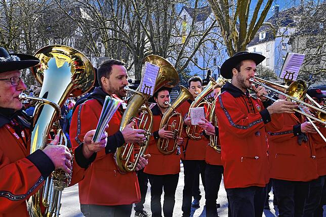 Bild 7: Die besten Bilder der Schramberger Bachnafahrt am Rosenmontag