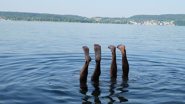 In diesem heißen Sommer hilft nur eins: abtauchen. Am liebsten in der großen Badewanne &ndash; dem Bodensee &ndash; und noch besser an ...