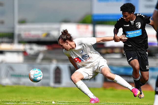 Bild 24: FC Erzingen verliert mit 2:4 bei Spitzenreiter VfR Hausen &ndash; und wir haben Bilder!
