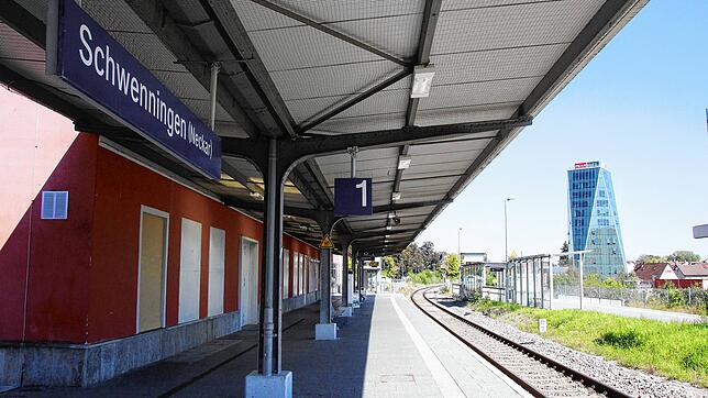 Vom Bahnhof Schwenningen wünscht die Deutsche Bahn einen zweispurigen Ausbau der Gleise in Richtung Trossingen auf zweieinhalb ...