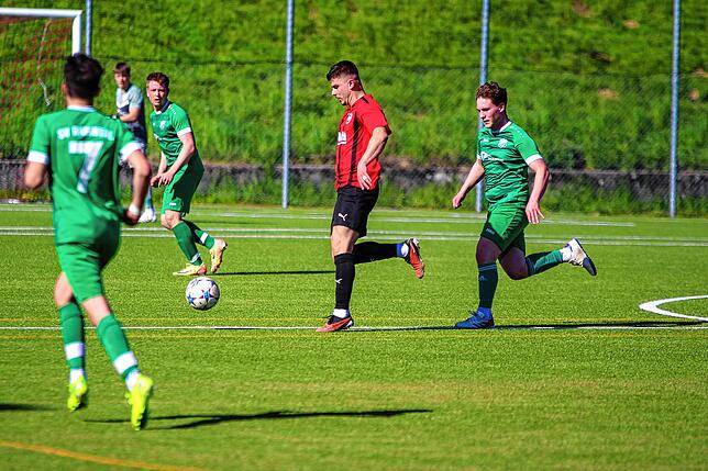 Bild 20: FC 08 Bad Säckingen besiegt den SV Rheintal mit 5:3 – und wir haben Fotos!