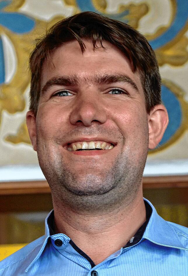 Verzeichnet in seinem Hause weniger Reservierungen für Weihnachtsfeiern als im Vorjahr: Lukas Waldschütz, Inhaber des Hotel-Restaurants ...