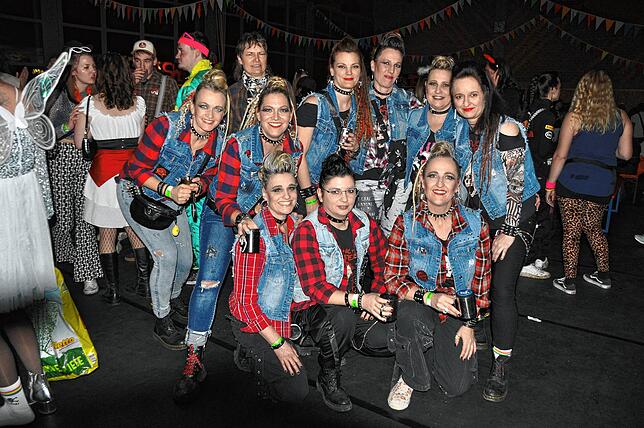 Bild 29: Beste Stimmung auf dem DLRG Ball in Wittenhofen