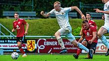 Wieder fit: Der Torjäger des SV 08 Laufenburg, Benedikt Illmann (Mitte), ist nach Verletzungsproblemen zu Saisonbeginn wieder voll ...