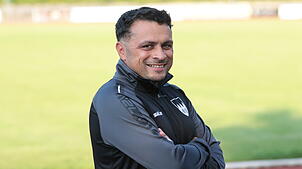 Motiviert: Der neue Trainer Giuseppe Stabile (45) will mit dem FC Tiengen 08 in der neuen Landesliga-Saison vorne mitspielen. Am ...