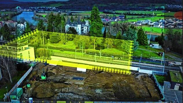 Das Grabungsareal in Bad Zurzach. Die gelbe Fläche zeigt den bekannten Verlauf des Spitzgrabensystems.