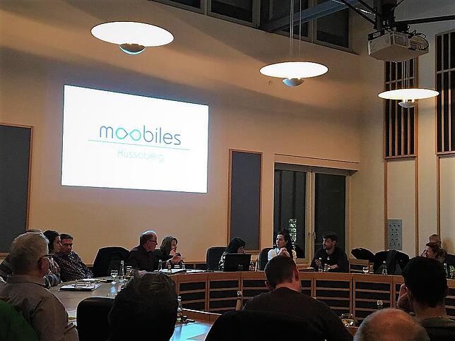 Im Rahmen der öffentlichen Gemeinderatsitzung informierte die neue Initiative „moobiles Küssaberg“ über den aktuellen Stand ...