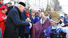 Bild : Fasnet: Und der Ministerpräsident feiert mit (1)