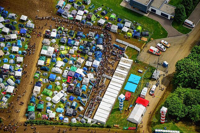 Bild 6: Southside Festival 2024 - Spektakuläre Luftbilder von oben