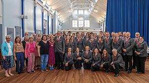 Die Musikerinnen und Musiker des Musikvereins Gurtweil wurden bei ihrem Besuch in der englischen Partnerstadt Lewes von Bürgermeisterin ...