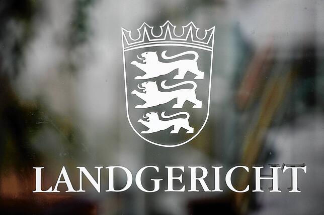 Eingangstür zum Landgericht Konstanz.