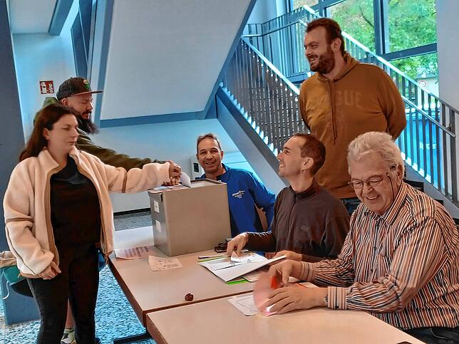 Bild 2: Bürgermeisterwahl in Stühlingen: Das sind die besten Bilder des Wahltages