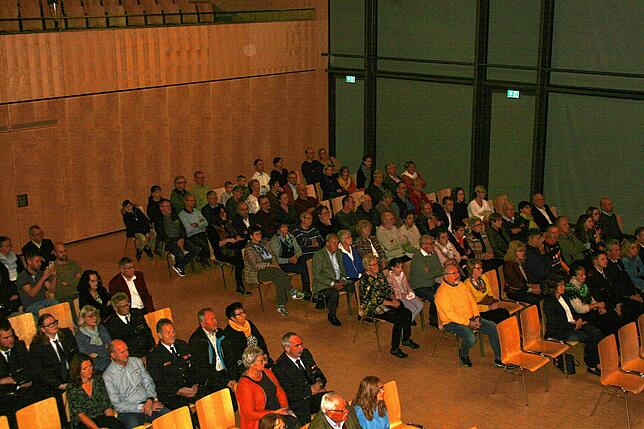 Gut besucht, aber nicht zum Bersten voll, war die Stadthalle Geisingen beim Tag des Ehrenamtes, der dieses Jahr seine 24. Auflage erlebte.