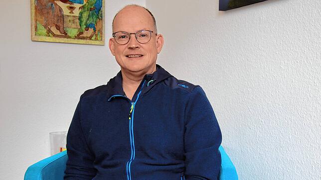Christian Link in den Räumlichkeiten des Gemeindebüros der evangelischen Kirchengemeinde in Radolfzell. Lange wird er dort nicht mehr ...