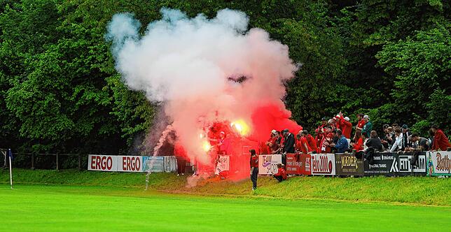 Bild 10: Salem feiert die Meisterschaft! Unsere große Bildergalerie vom dramatischen Landesliga-Finale!