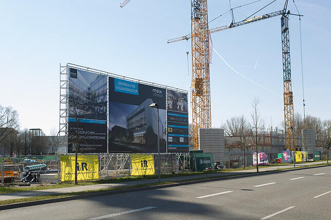 Bild 1: Wechsel der Besitzverhältnisse: Warum steht die Baustelle für das Tagungszentrum Maxx-e-motion erneut still?