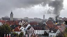 Die riesige Rauchwolke zieht über Pfullendorf.