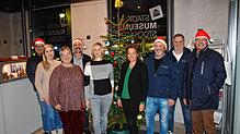 Siegfried Endres (Vorsitzender VfR Stockach), Edith Wehweck vom Förderverein des evangelischen Kindergartens, Brigitte Bauernfreund ...