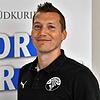 Aufstieg zum Abschluss: Vor der SÜDKURIER-Kamera blickt Andreas Rutschmann vom FC Hochrhein aufs Aufstiegsspiel beim SV Eichsel und ...