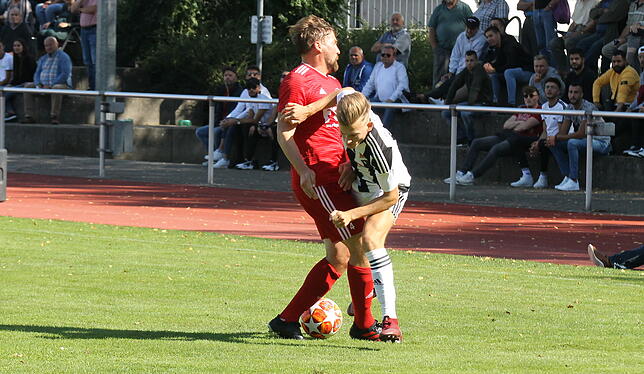 Bild 4: SV 08 Laufenburg gewinnt Spitzenspiel gegen FSV RW Stegen mit 2:1 &ndash; und wir haben die Bilder!