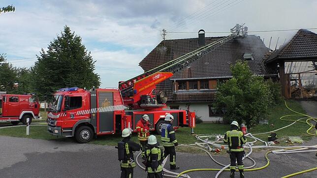 Bild 12: Alle Bilder zum Großbrand eines Schwarzwaldhauses in Höchenschwand