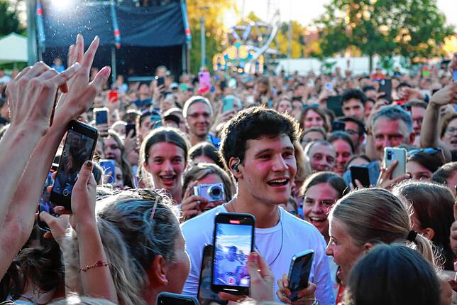 Bild 17: Wincent Weiss bei FN:POP in Friedrichshafen