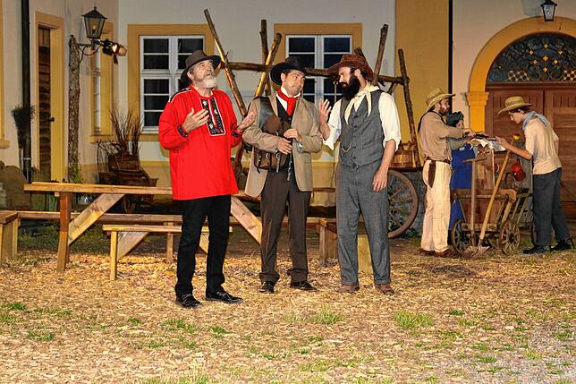 Bild 22: Freilichttheater in Riedern: &bdquo;Zwischen den Welten&ldquo;