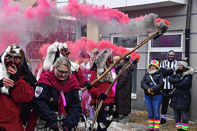 Bild 5: Beste Feierlaune in St. Georgen: Bilder vom Umzug