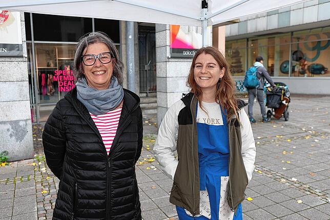 Bild 24: Der Augustinerplatz ist beim verkaufsoffenen Sonntag in der Hand der Vereine