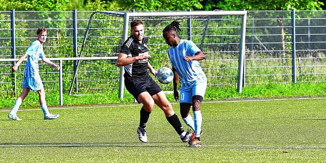 Bild 14: SV Obersäckingen steht nach 2:0 gegen SG FC Wehr/Brennet II an der Tabellenspitze – wir haben Fotos!