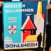 Der Künstler Robert Seyfried hatte das Plakat bereits zur 1200-Jahr-Feier entworfen. Nun wurde es etwas modernisiert.
