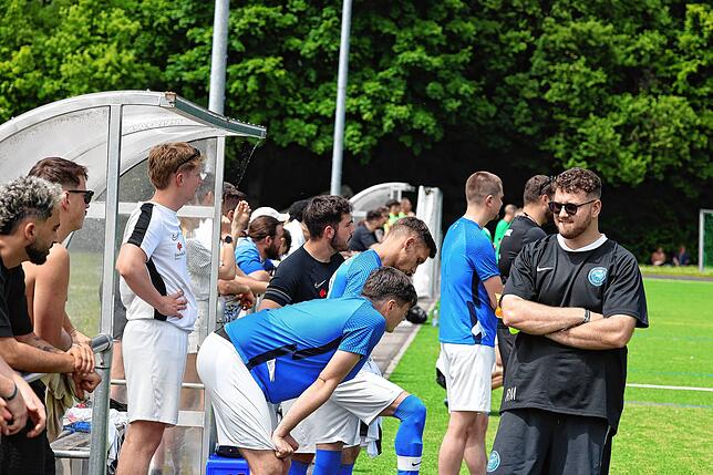 Bild 9: So sehen Sieger aus! Die besten Bilder von der Meisterfeier des SV Konstanz
