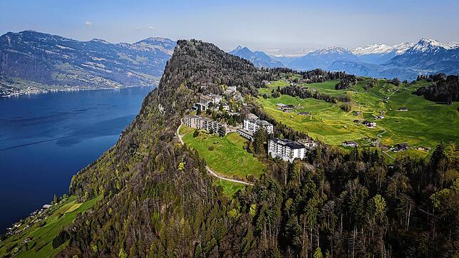 Der Tagungsort der Friedenskonferenz: Das Bürgenstock Resort liegt malerisch auf dem Berg Bürgenstock oberhalb des Vierwaldstättersees.