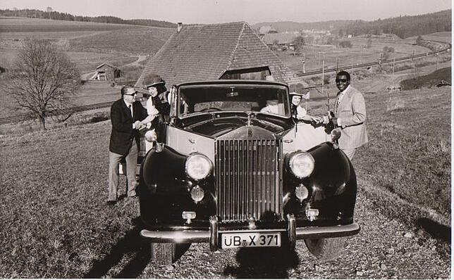 Mit dem Rolls Royce und Oscar Peterson über die Schwarzwald-Felder.