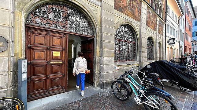 3,7 Millionen weniger: Im Konstanzer Rathaus muss gespart werden – vom Porto über Diebstreisen bis zu den Personalkosten.