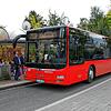 Einer von rund 120 Bussen im Waldshuter Tarifverbund, zu dem auch die Südbadenbus gehört, am Waldshuter Busbahnhof.