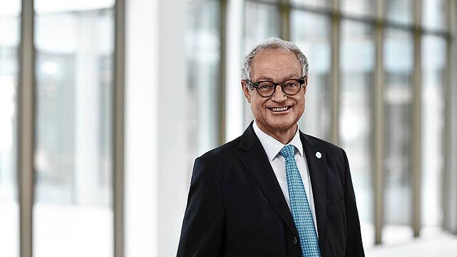 Die Pandemie und weiter Störungen der weltweiten Lieferketten verzögern den Aufschwung, warnt IHK-Vizepräsident Harald Marquardt.