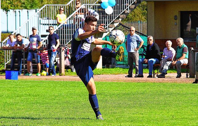 Wieder zu Hause: Beim SV Blau-Weiß Murg hat Francesco Seidita als Bambino mit dreieinhalb Jahren begonnen. Im Sommer 2014 spielte er ...