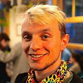Niklas Becker, Student und Kandidat der FGL für die Gemeinderatswahl. Er will mehr Studierende zum Wählen motivieren.