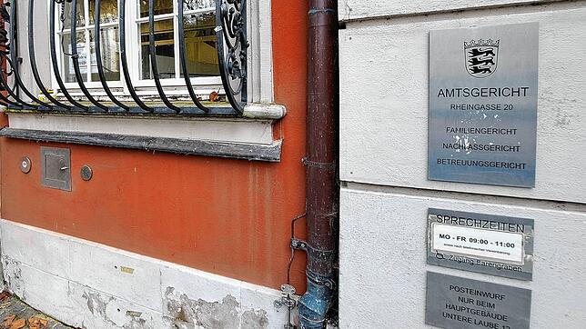 Das Amtsgericht konnte nicht von einer Strafe für den Angeklagten absehen. Und das, obwohl die verbotenen Steroide nie bei dem ...
