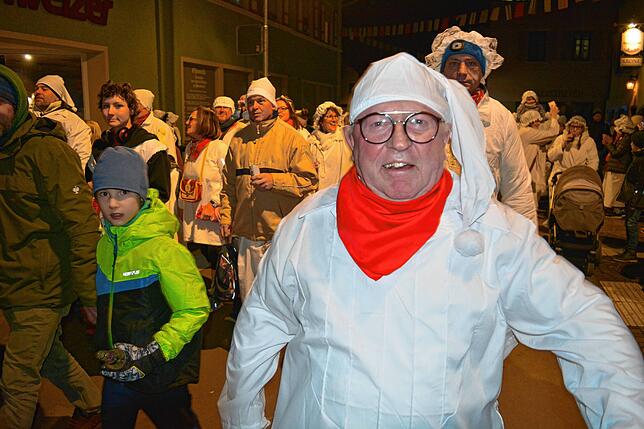 Bild 1: Die schönsten Bilder vom Hemdglonkerumzug in Markdorf
