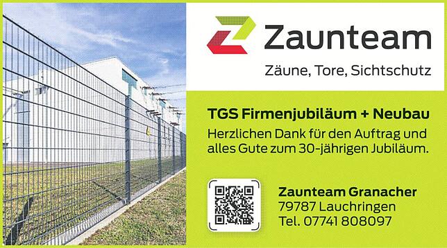 Bild 4: Neubau und Jubiläum der TGS in Klettgau: FBW übergibt Schlüssel für Neubau in Klettgau