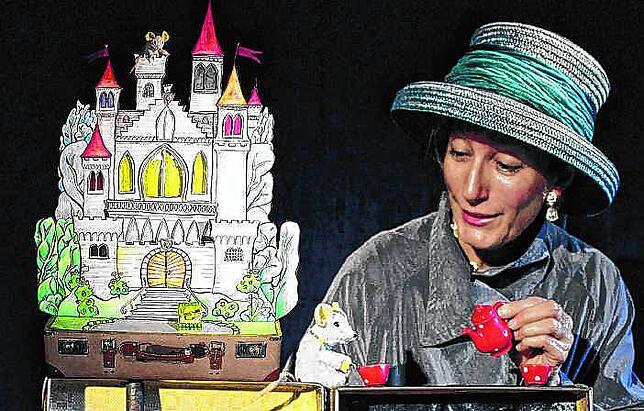 Susanne End macht Figurentheater für Kinder.