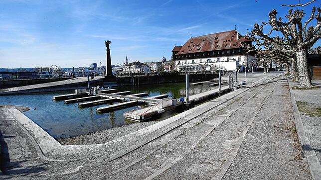 Wo sind denn die Tretboote? Es ist doch noch Wasser im Gondelehafen. Das Team der Bootsvermietung Konstanz Marc Fluck hat viele Gründe, ...