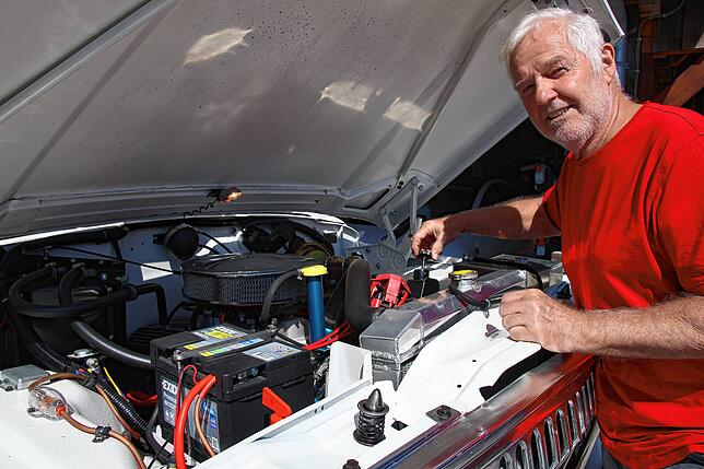 Als Klaus Schrodin im Sommer 2024 erstmals den Zündschlüssel umdrehte, spang der Jeep auf Anhieb an. Das ist bis heute so.