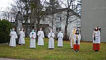 In der Pfarrgemeinde St. Bruder Klaus in Villingen empfangen die Kinder ihre erste heilige Kommunion.