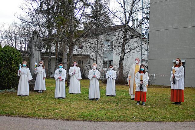 In der Pfarrgemeinde St. Bruder Klaus in Villingen empfangen die Kinder ihre erste heilige Kommunion.