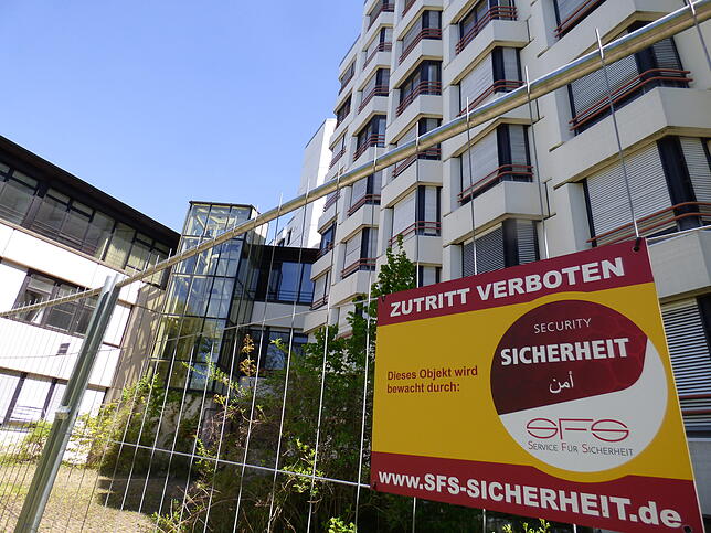 Die Brache der ehemaligen Hochrhein-Eggbergklinik hat mit der Grossmann Group aus Kehl einen neuen Besitzer. Die Stadt hält das für eine ...